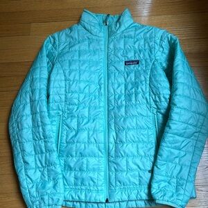 Patagonia women’s Nanopuff jacket medium